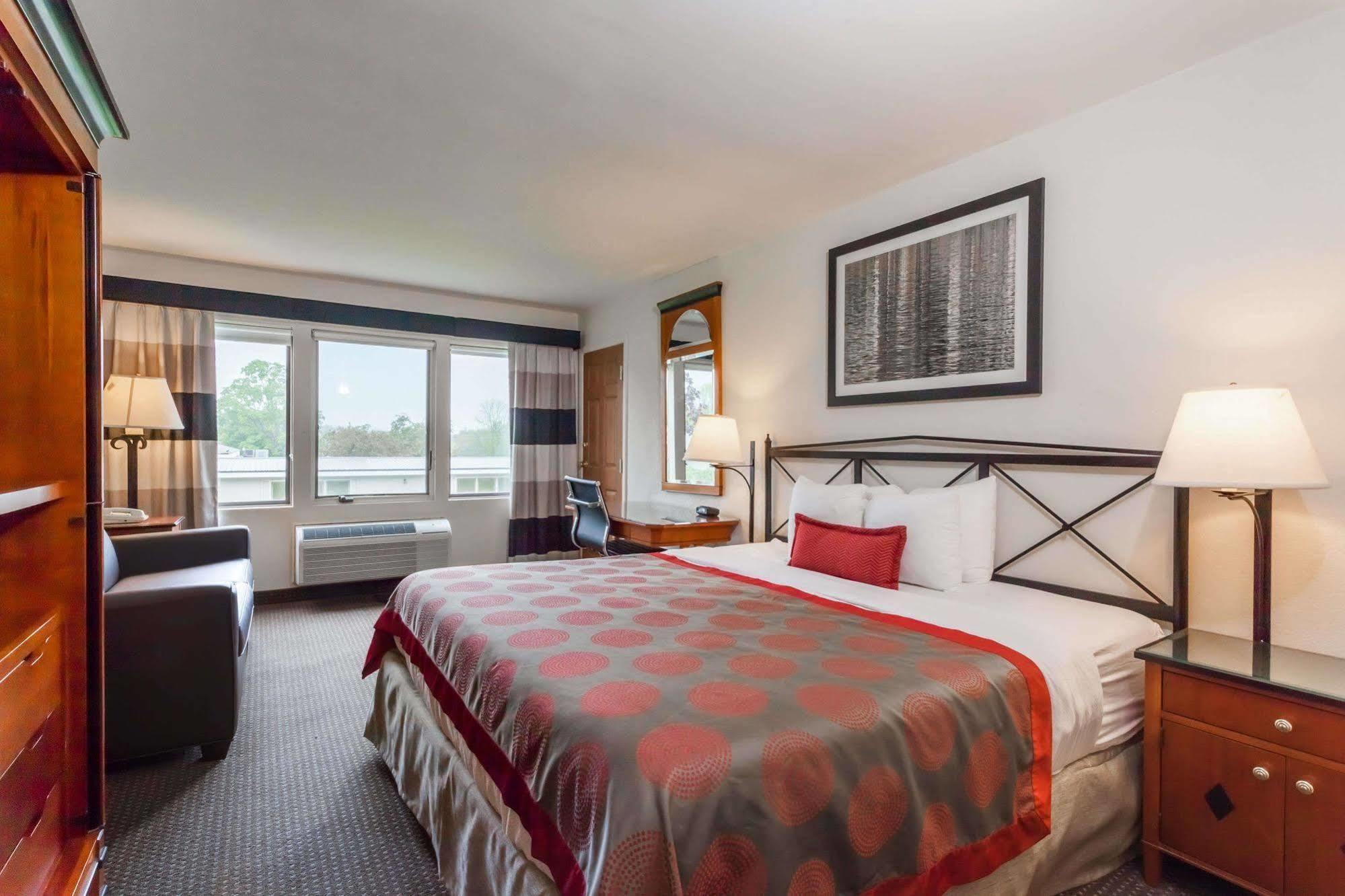Ramada By Wyndham Rock Hill At Sullivan Center Dış mekan fotoğraf