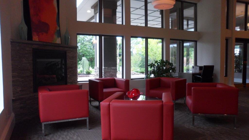 Ramada By Wyndham Rock Hill At Sullivan Center Dış mekan fotoğraf